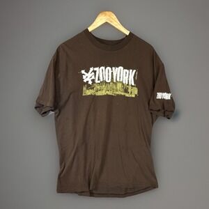 Zoo York Brown Graphic Print T Shirt XL Short Sleeve Vintage Y2K Skatboarding T